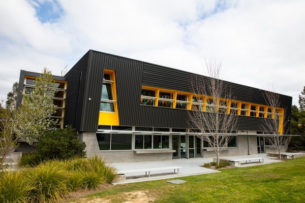YARRA VALLEY GRAMMAR SCHOOL - MELBOURNE